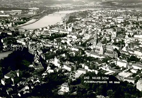 AK / Ansichtskarte Linz_Donau Fliegeraufnahme mit neuem Dom Linz_Donau