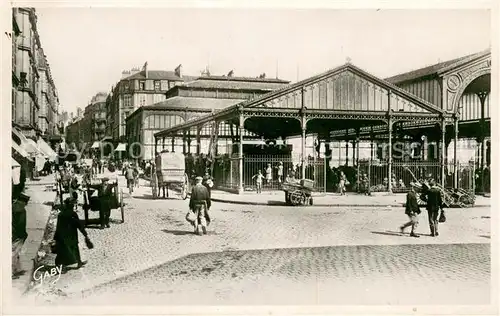 AK / Ansichtskarte Orleans_Loiret Les Halles Place du Chatelet Orleans_Loiret