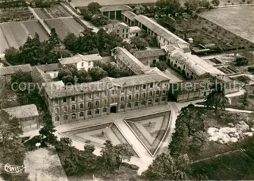 AK / Ansichtskarte Ondes Vue aerienne de lEcole dAgriculture d Ondes Ondes