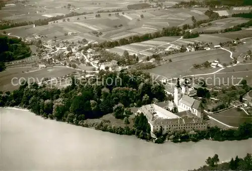 AK / Ansichtskarte Vornbach Ehem Klosterkirche mit Schloss Fliegeraufnahme Vornbach