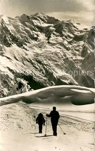 AK / Ansichtskarte La_Flegere Le Depart face au Mont Blanc 