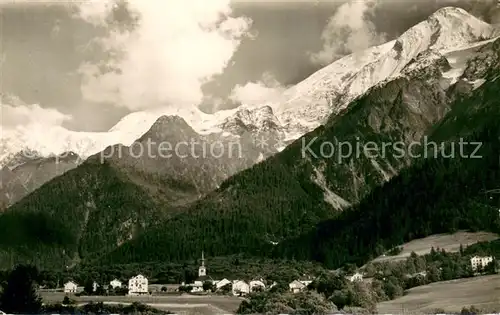 AK / Ansichtskarte Les_Houches Chef Lieu et la Chaine du Mont Blanc Les_Houches