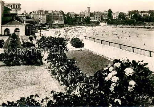 AK / Ansichtskarte Dinard_Ille_et_Vilaine_Bretagne La Plage vue du Casino Municipal Dinard_Ille