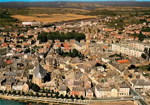 AK / Ansichtskarte Givet_Ardennes Vue aerienne Le centre et les quais Givet Ardennes