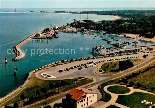 AK / Ansichtskarte Le_Verdon sur Mer La Pointe de Grave Vue aerienne LEmbarcadere Port Bloc et le Port Petrolier Le_Verdon sur Mer