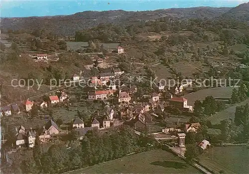 AK / Ansichtskarte Antignac_Cantal Vue generale aerienne Antignac Cantal