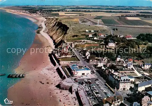 AK / Ansichtskarte Arromanches les Bains Vue generale aeriennesur le musee Arromanches les Bains