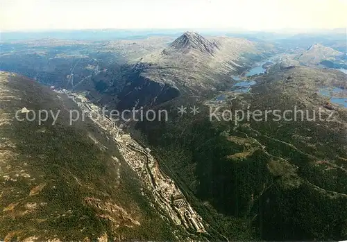 AK / Ansichtskarte Rjukan med Gaustatoppen Fliegeraufnahme Rjukan