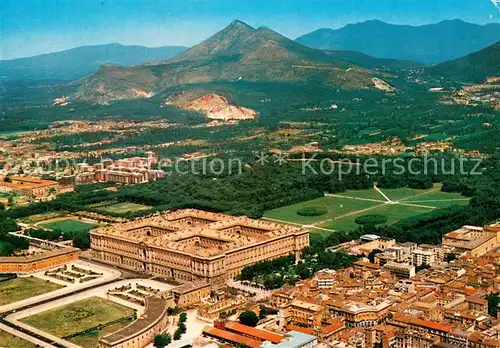AK / Ansichtskarte Caserta Palazzo Reale veduta aerea Caserta