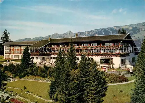 AK / Ansichtskarte Sonthofen_Oberallgaeu Kur  und Sporthotel Allgaeuer Berghof mit Alpe Eck Allgaeuer Alpen Sonthofen Oberallgaeu