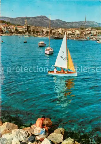 AK / Ansichtskarte Sanary sur Mer Un aspect du Port Sanary sur Mer
