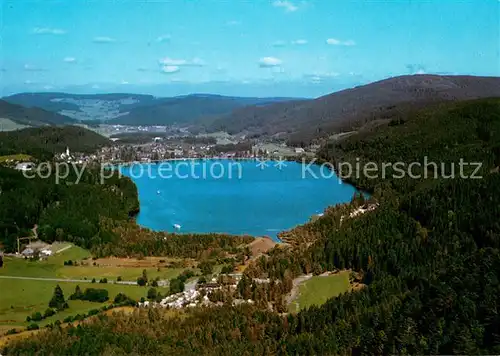 AK / Ansichtskarte Titisee Neustadt Fliegeraufnahme Seepartie Titisee Neustadt