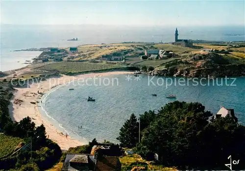 AK / Ansichtskarte Carantec Ile Callot la chapelle Notre Dame de Callot et la petite crique qui se trouve au bas de la falaise Carantec