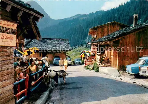 AK / Ansichtskarte Les_Lindarets et ses chevres familieres Route du Col de la Joux Verte Les_Lindarets