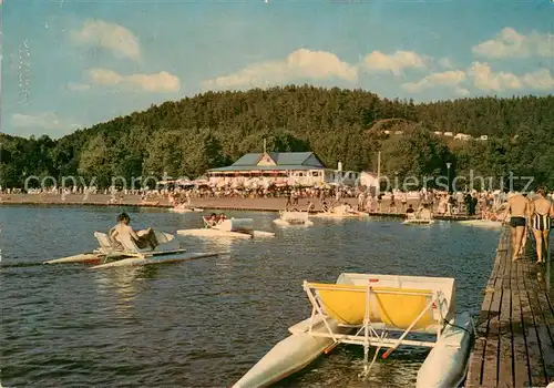 AK / Ansichtskarte Lac_Chambon Les pedalos et le chalet de la plage 