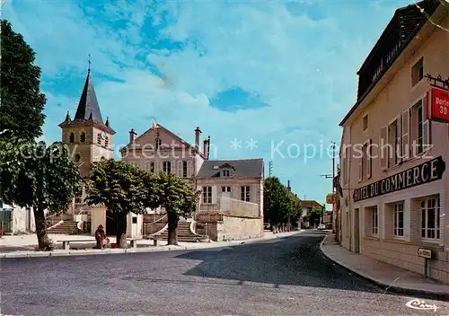 AK / Ansichtskarte Loches sur Ource Place de la mairie et lhotel restaurant Loches sur Ource