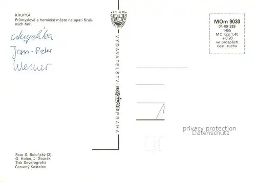 AK / Ansichtskarte Krupka Wohnsiedlung Hochhaeuser Arkaden Denkmal Stadtpanorama Krupka