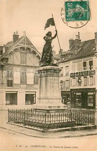 AK / Ansichtskarte Compiegne_Oise La Statue de Jeanne d Arc Compiegne Oise