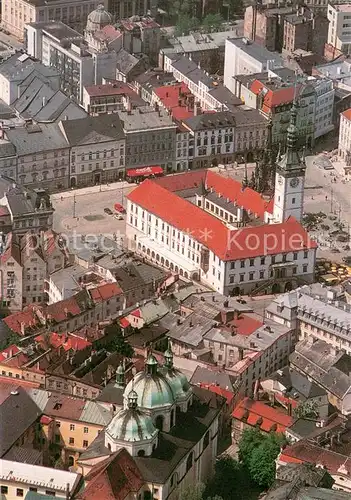 AK / Ansichtskarte Olomouc Horni Namesti s radnici a kostelem sv. Michala od Jihovychodu Rathausplatz Kirche Fliegeraufnahme Olomouc