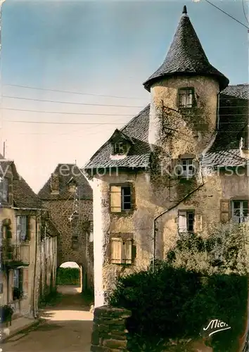 Salers Maison Bertrandy Porte de la Martille Salers