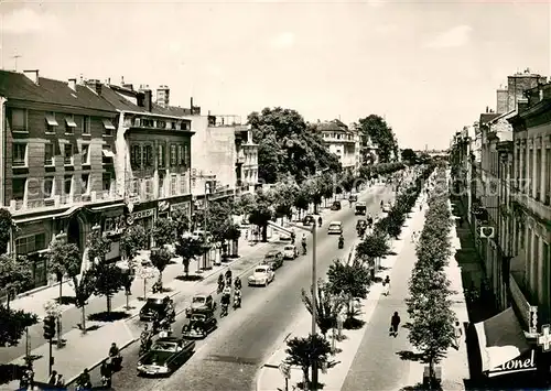 AK / Ansichtskarte Angers Boulevard Foch et ses beaux magasins et trottoirs fleuris Angers