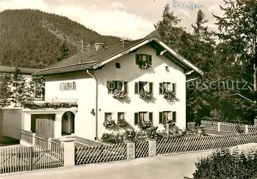 AK / Ansichtskarte Mittenwald_Bayern Landhaus Eisenschmid Mittenwald Bayern
