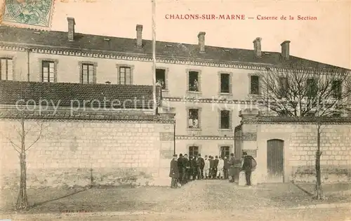AK / Ansichtskarte Chalons sur Marne Caserne de la Section 