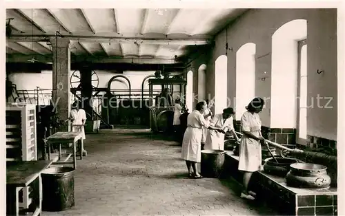 AK / Ansichtskarte Grasse_Alpes_Maritimes Les Bains Marie de la Parfumerie Fragonard Grasse_Alpes_Maritimes