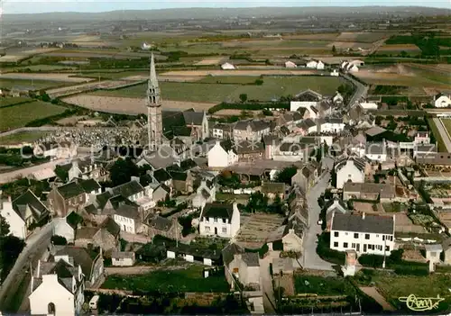 AK / Ansichtskarte Plouvorn Vue aerienne du Bourg Plouvorn