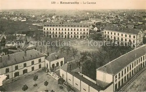 AK / Ansichtskarte Romorantin Lanthenay La Caserne Vue aerienne Romorantin Lanthenay