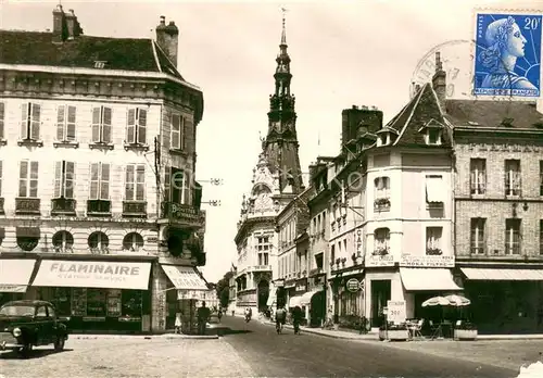 AK / Ansichtskarte Sens_Yonne Place de la Republique Sens_Yonne