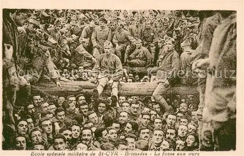 AK / Ansichtskarte Saint Cyr l_Ecole Ecole speciale militaire Brimades Saint Cyr l_Ecole