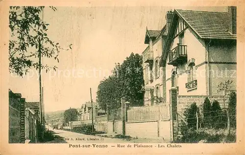 AK / Ansichtskarte Pont sur Yonne Rue de Plaisance les chalets Pont sur Yonne