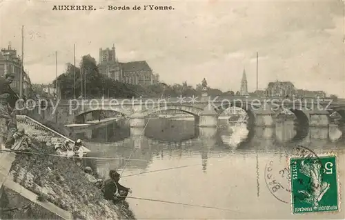 AK / Ansichtskarte Auxerre Bords de l Yonne Pont Eglise Auxerre
