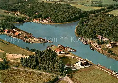 AK / Ansichtskarte Bergeshoevede Fliegeraufnahme mit Bahrmann Schiffsausruestung Proviant Kanalrasthaus Bergeshoevede