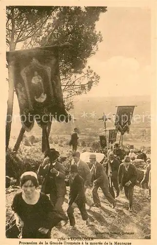 AK / Ansichtskarte Locronan Procession de la Grande Tromenie a la montee de la montagne Locronan