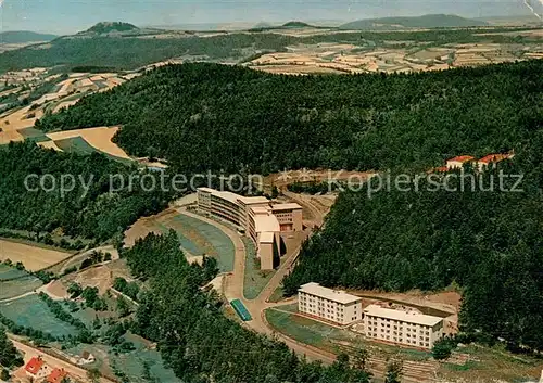 AK / Ansichtskarte Schwabthal Fraenk Jura mit Staffelberg Spitzberg und Banzberge Fliegeraufnahme  Schwabthal