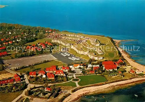 AK / Ansichtskarte Hohwacht_Ostseebad Fliegeraufnahme Hohwacht_Ostseebad