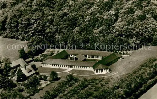 AK / Ansichtskarte Hoisbuettel Haus am Schueberg Tagungs  und Bildungszentrum Fliegeraufnahme Hoisbuettel