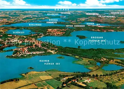 AK / Ansichtskarte Ploen_See Seenlandschaft Holsteinische Schweiz Fliegeraufnahme Ploen_See