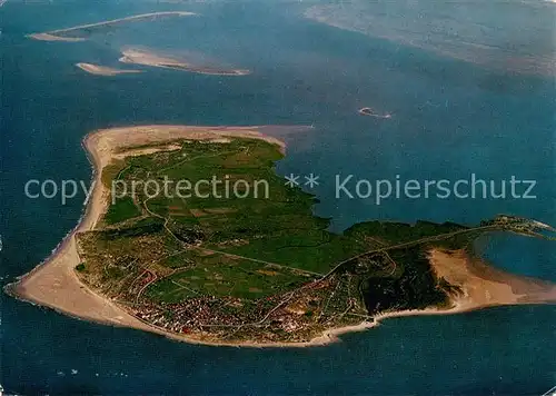 AK / Ansichtskarte Borkum Nordseeheilbad Nordseeinsel Luftaufnahme aus 4000 m Flughoehe Borkum