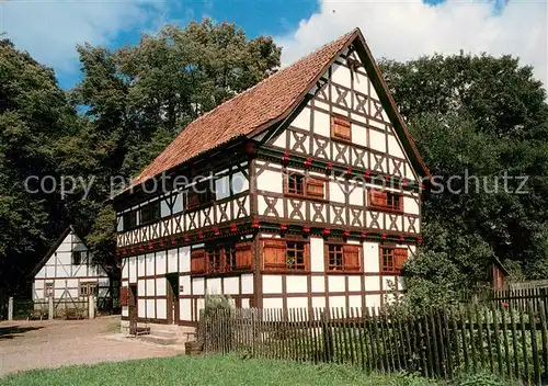 AK / Ansichtskarte Henneberg_Meiningen Fachwerk im Hennebergischen Museum Kloster Vessra Henneberg Meiningen