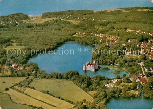 AK / Ansichtskarte Gluecksburg_Ostseebad Wasserschloss Campingplatz Schwennau Flensburger Foerde Fliegeraufnahme Gluecksburg_Ostseebad