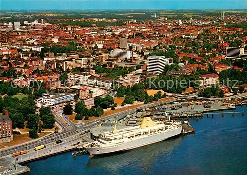 AK / Ansichtskarte Kiel Oslo Kai mit Faehrschiff Kronprins Harald Fliegeraufnahme Kiel