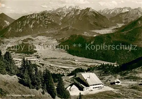 AK / Ansichtskarte Reutte_Tirol Hahnenkamm Bergstation der Reuttener Bergbahn mit Zugspitze und Mieminger Hochgebirge Reutte Tirol