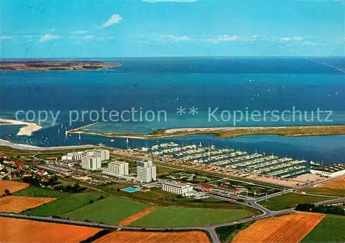 AK / Ansichtskarte Wendtorf Marina Hotels Ostseekueste Fliegeraufnahme Wendtorf