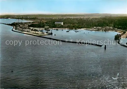 AK / Ansichtskarte Pointe_de_Grave Le Port Bloc vue aerienne Pointe_de_Grave