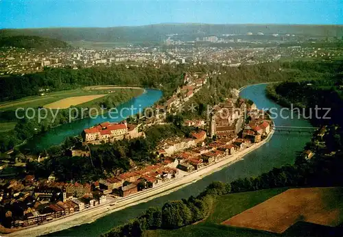 AK / Ansichtskarte Burghausen_Salzach Fliegeraufnahme Burghausen Salzach