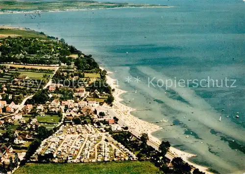 AK / Ansichtskarte Sierksdorf_Ostseebad Fliegeraufnahme Sierksdorf_Ostseebad