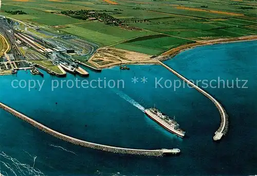 AK / Ansichtskarte Insel_Fehmarn Faehrbahnhof Puttgarden Fliegeraufnahme Insel Fehmarn